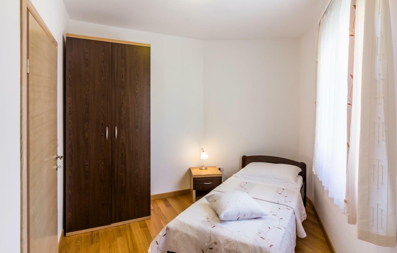 Apartman Kp Медулин Экстерьер фото
