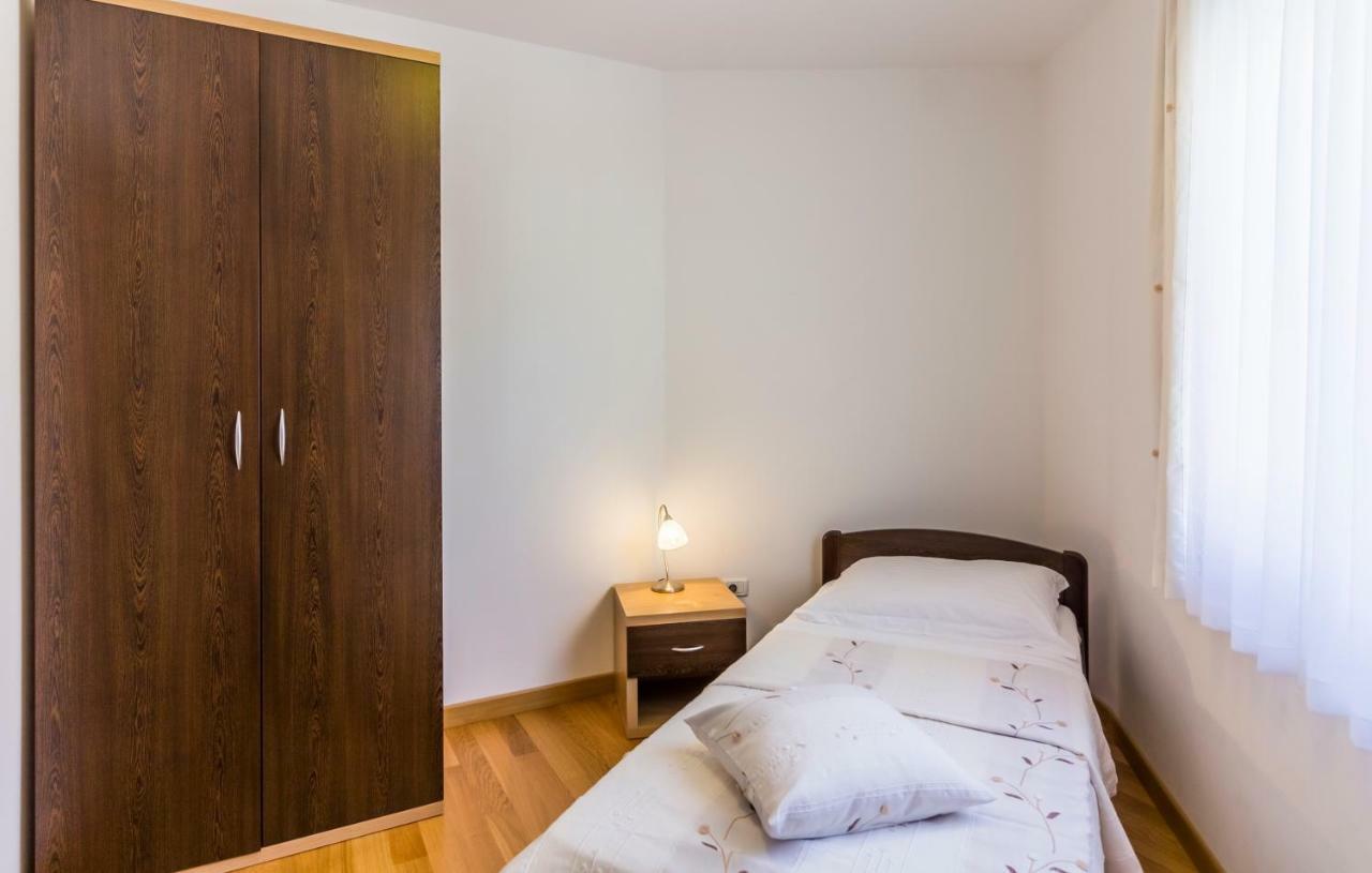 Apartman Kp Медулин Экстерьер фото